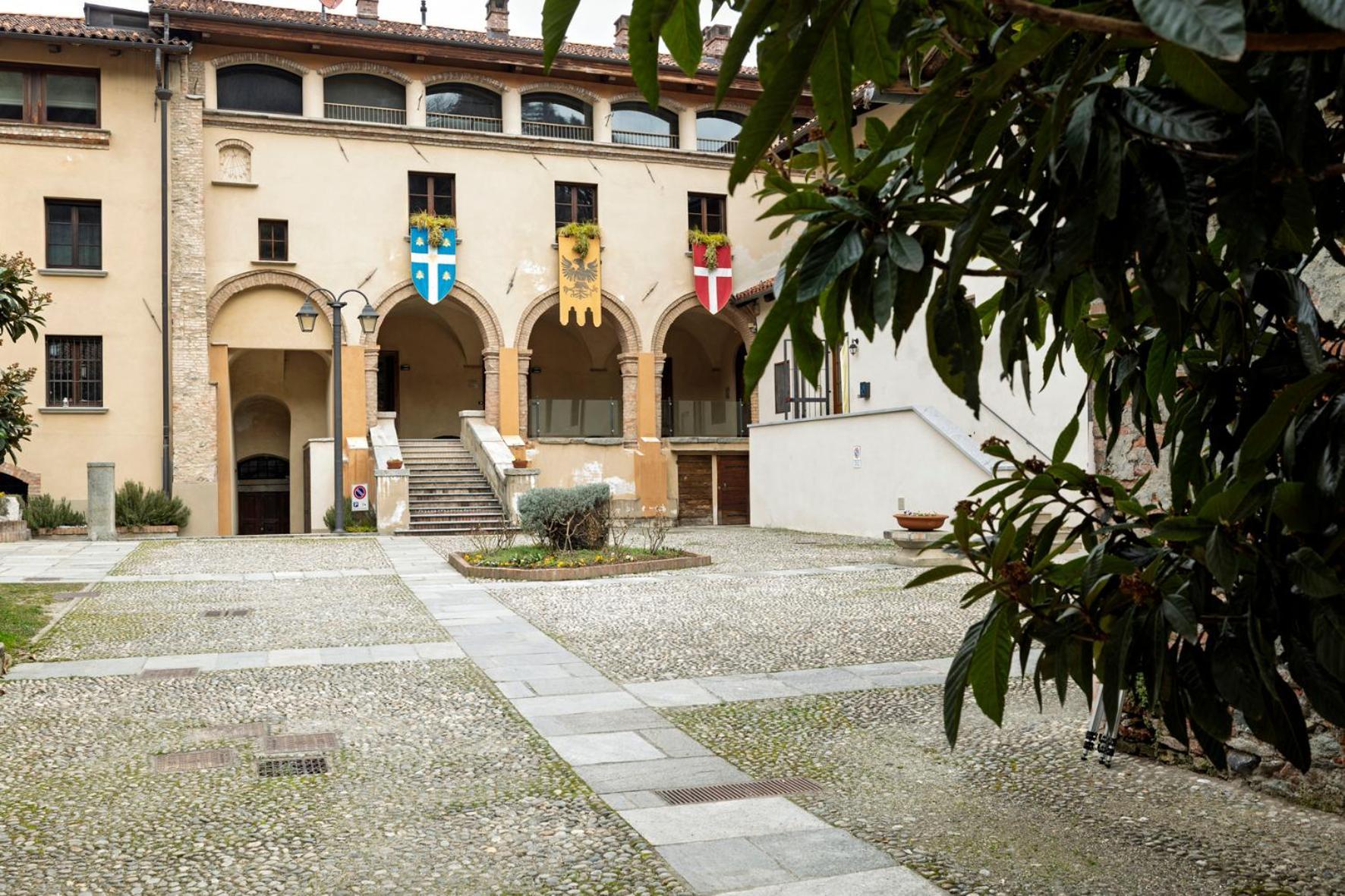 Appartamento Palazzo Dei Duchi 아비글리아나 외부 사진